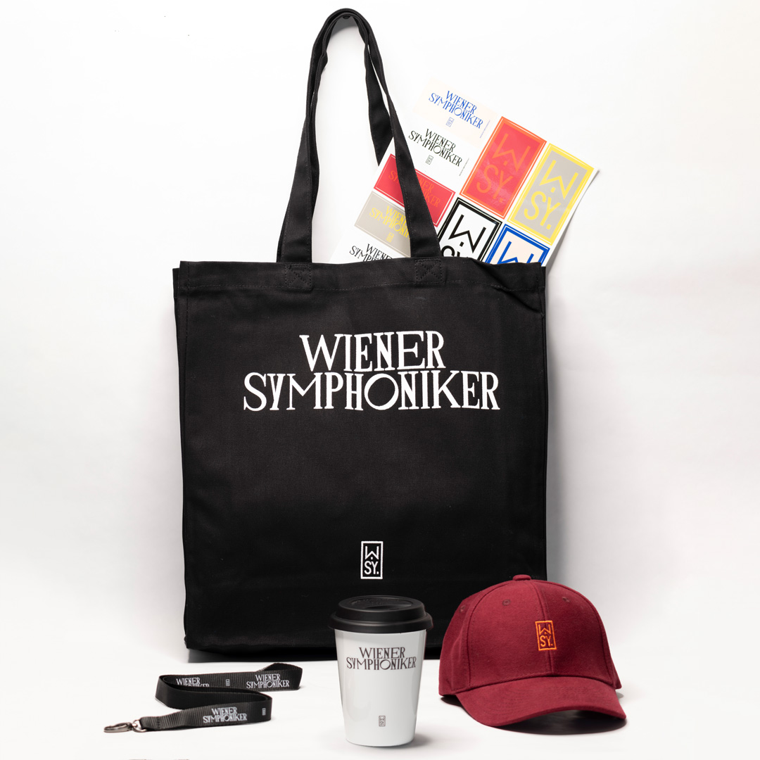 Fanset bestehend aus XL-Totebag, Baseball-Kappe, uvm.